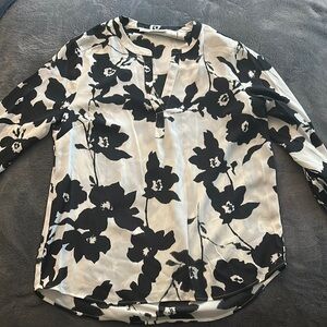 Daniel Rainn Black and White Long Sleeve Blouse